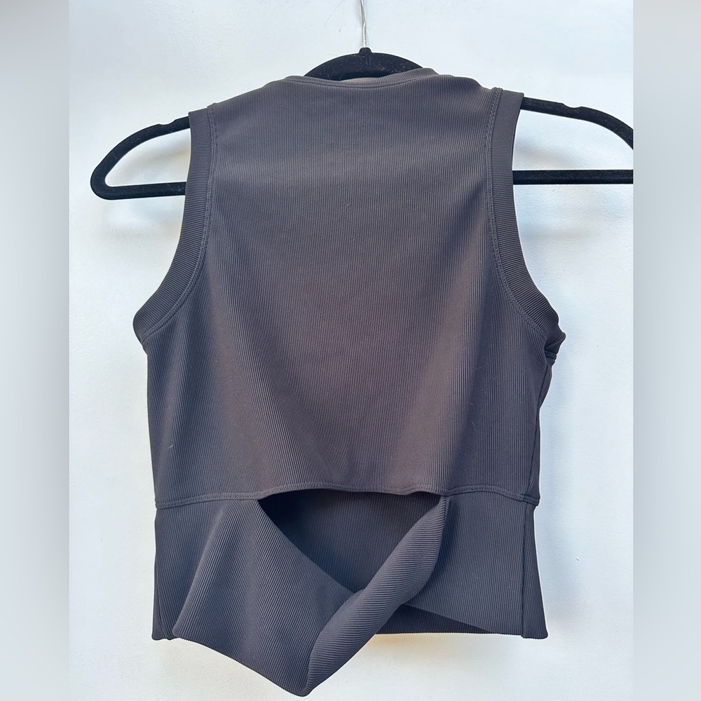 Black Athletic Top - Picture 2 of 2